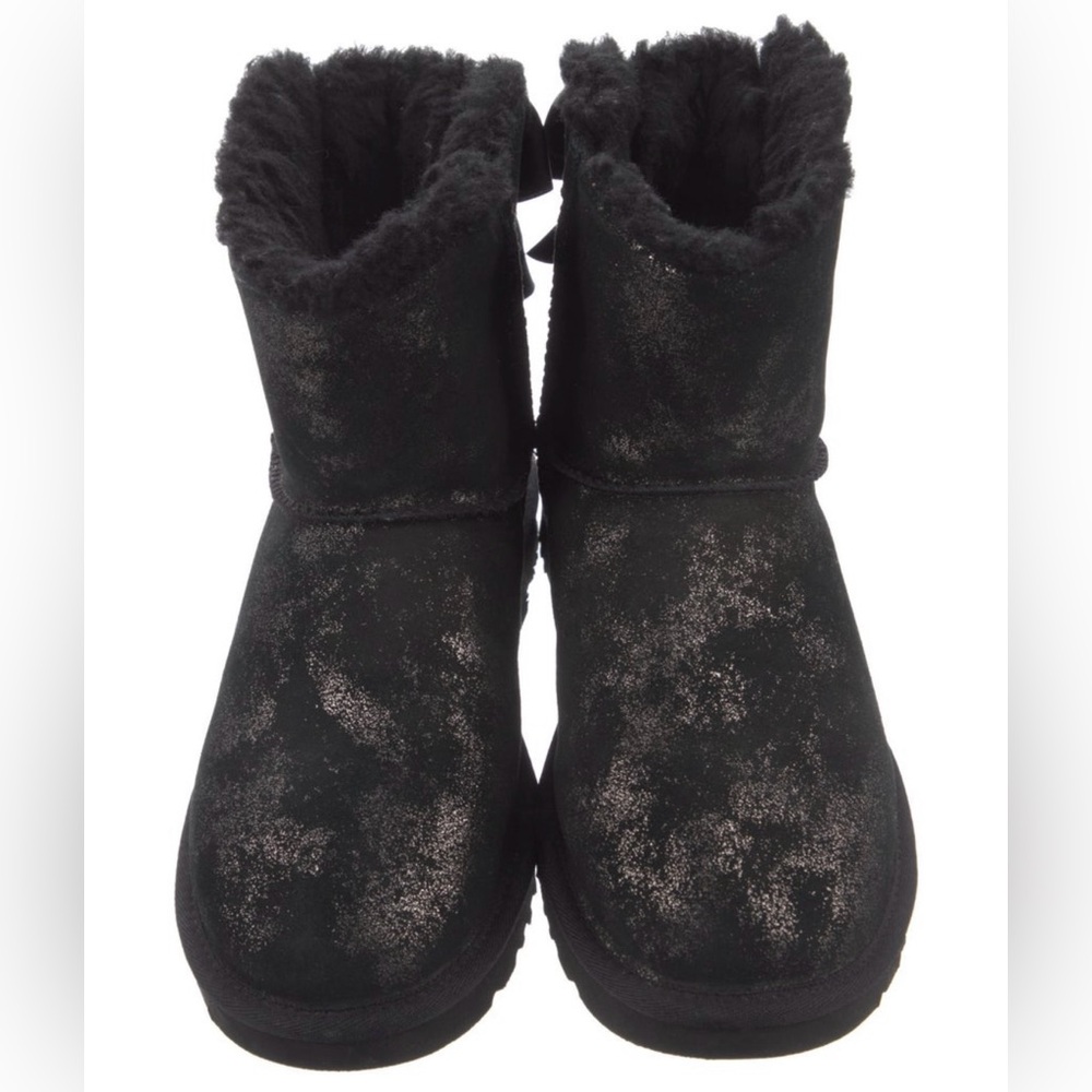 UGG, black, size 8